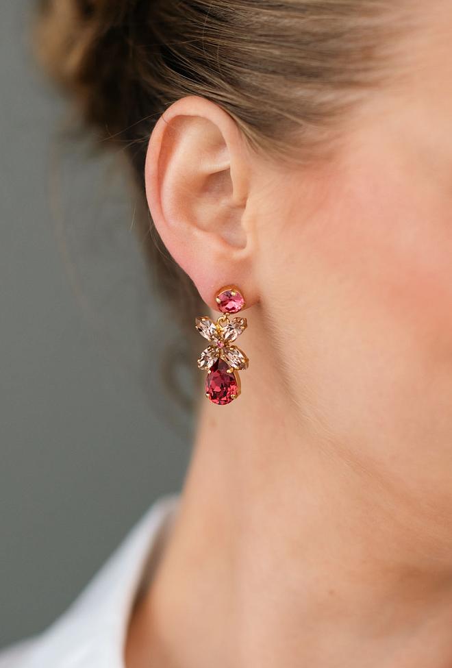 Caroline Svedbom Mini Dione Earrings Gold Mulberry Red/Vintage Rose øredobber